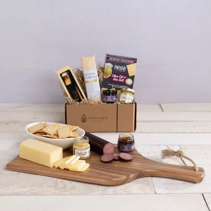 Artisan 18 Charcuterie Board with Gourmet Gift Pack