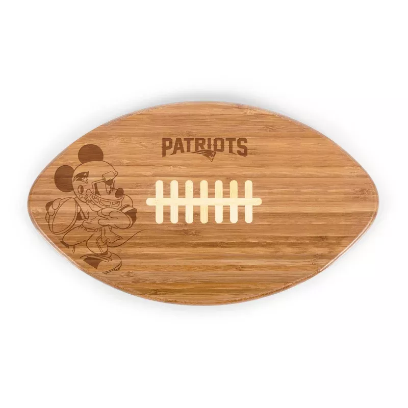 New England Patriots Mickey Mouse – Touchdown! Football Cutting Board & Serving Tray
