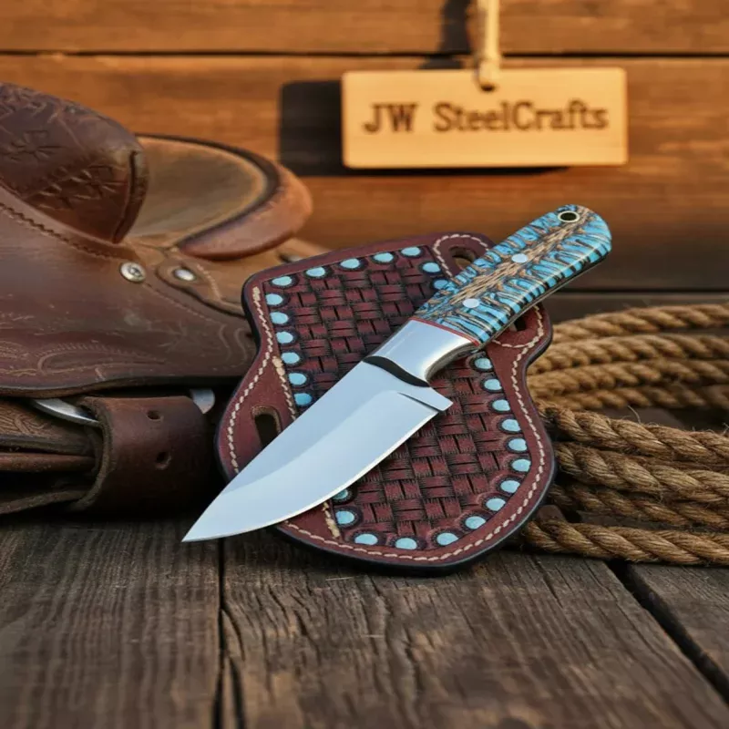 Pinecone Resin Skinner KnifeHand-Forged D2 Steel Drop Point Blade with Turquoise Handle