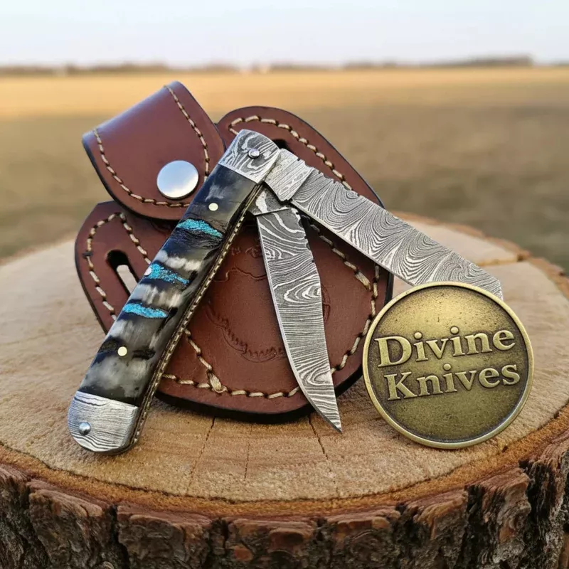 Two-Blade Damascus Trapper Knife with Ram Horn HandleHandcrafted Everyday Carry (34 Inch Blades)