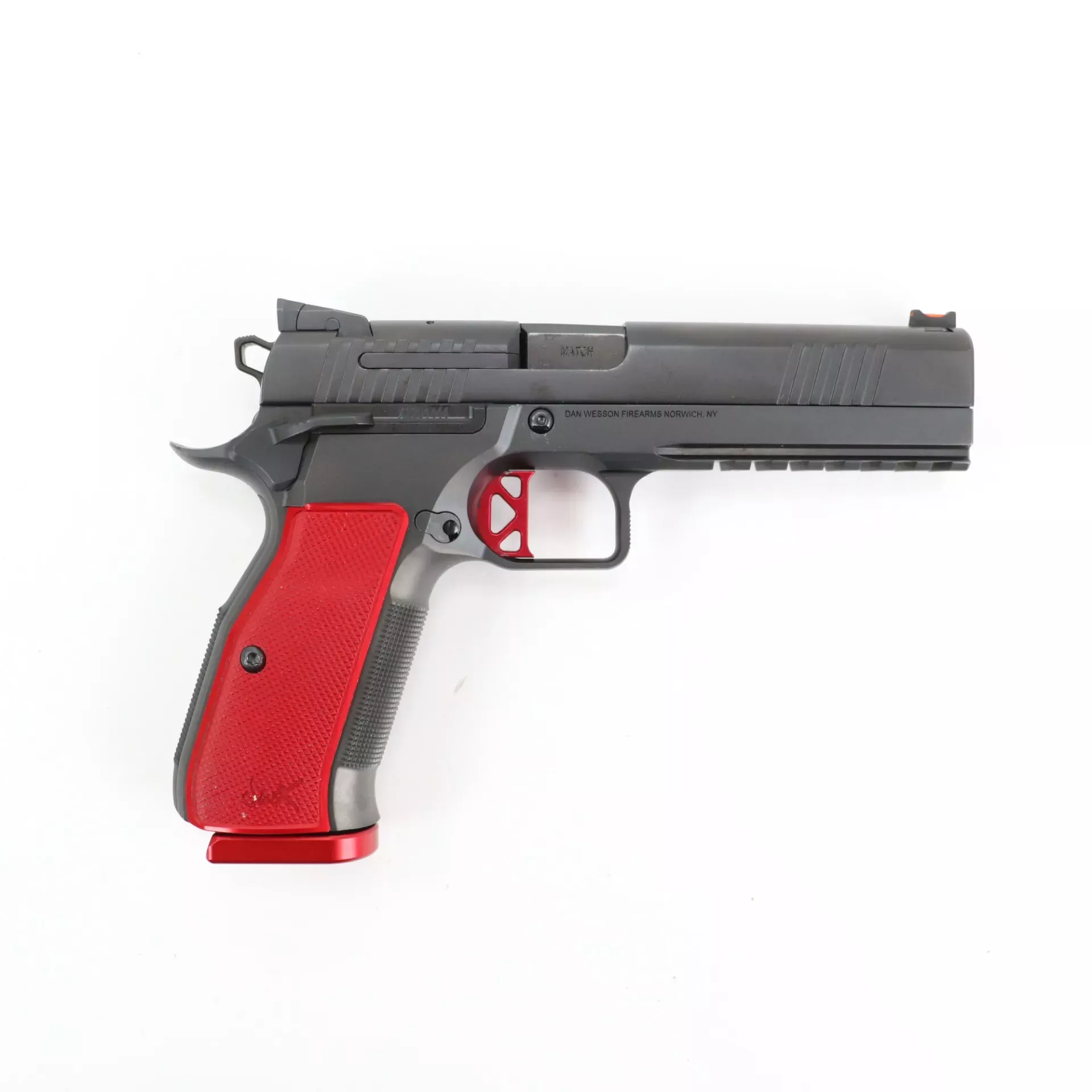 USED - Dan Wesson DWX 9mm Semi Auto Pistol GTO380315