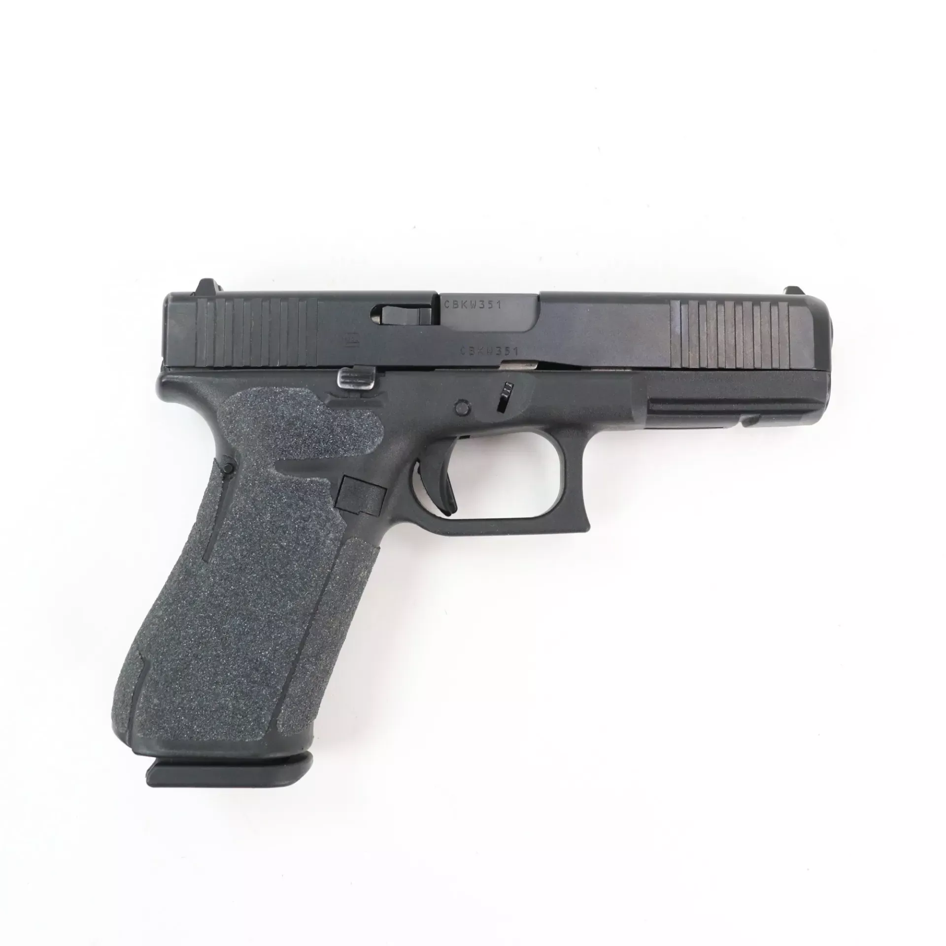 USED – Glock 17 Gen 5 9mm Semi Auto Pistol GTO381130