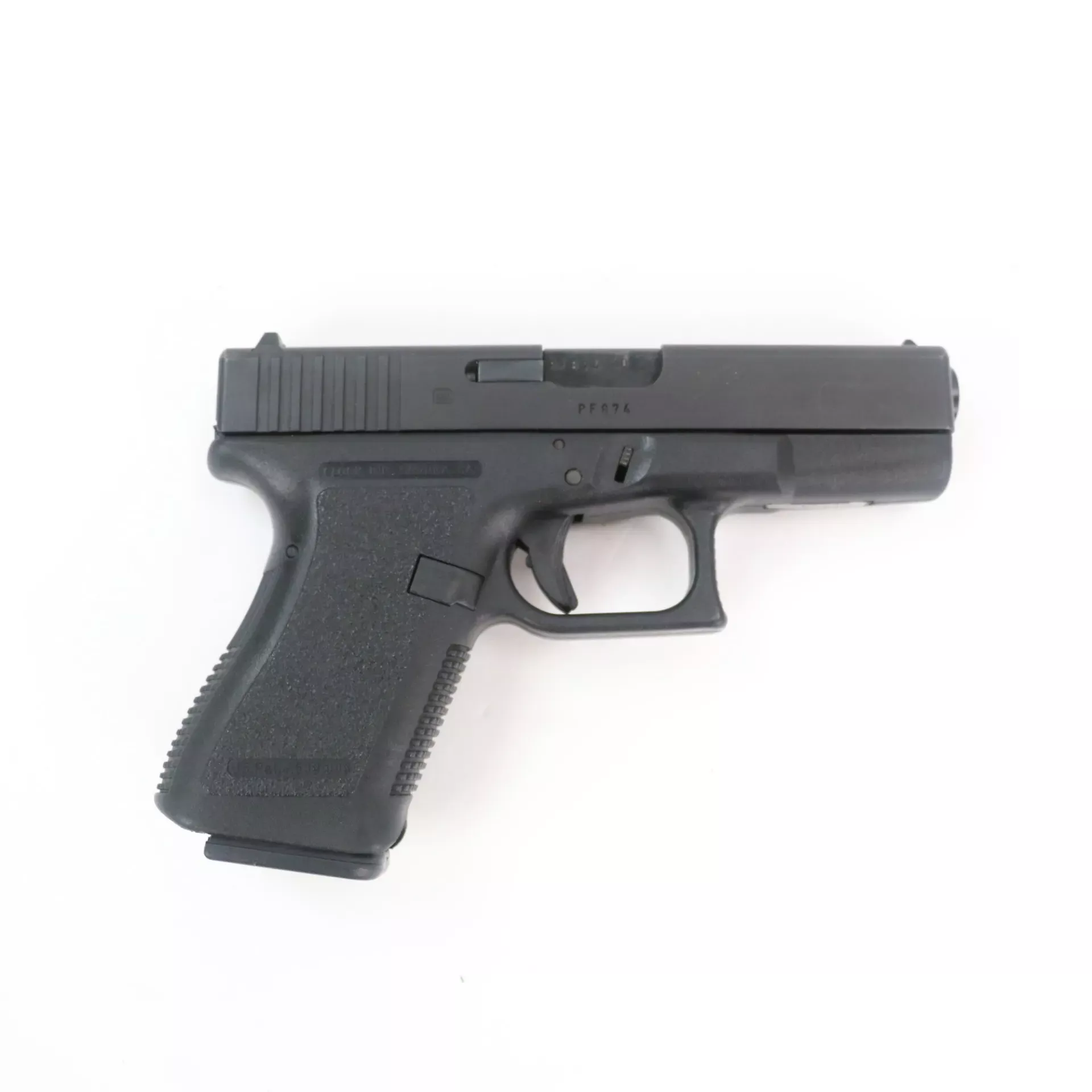 USED – Glock 23 40SW Semi Auto Pistol GTO506471