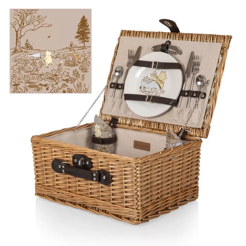 Winnie the Pooh – Classic Picnic Basket
